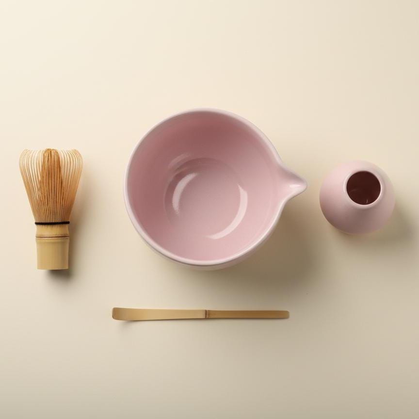 Handmade 4pc Soft Pink Matcha Tea Set | Ceramic Bowl, Matcha Bowls 450ml